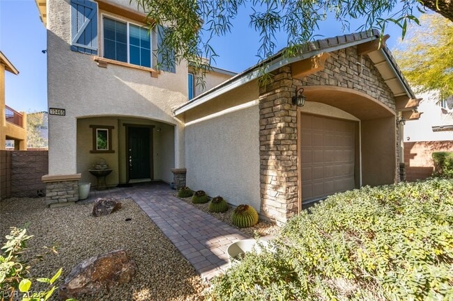 Photo - 10465 Saddle Mountain St