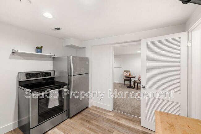 Photo - 6123 NE 25th Ave