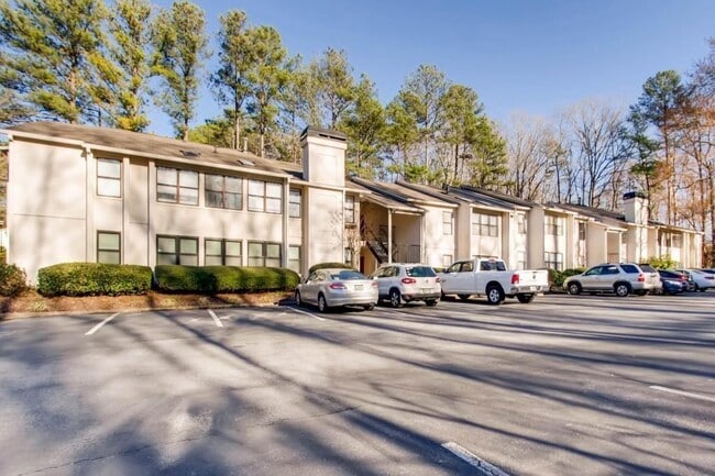 Photo - 1407 Huntingdon Chase