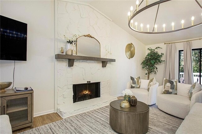 Photo - 3145 Dover Ct NW