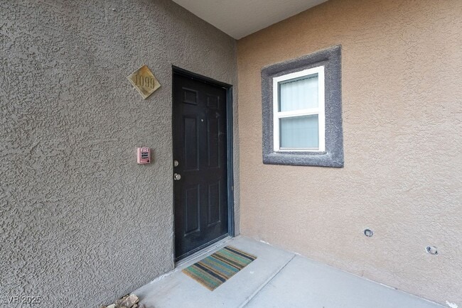 Building Photo - 6650 W Warm Springs Rd Unit 1099