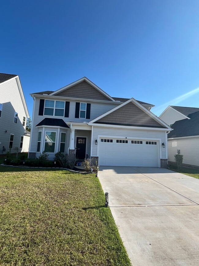 Photo - Stunning 3-Bedroom Home in Grayson Park!