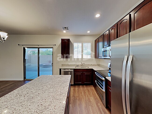 17464 W Mauna Loa Ln
