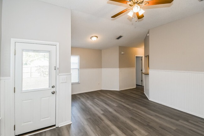 Photo - 278 Carriann Cove Ct
