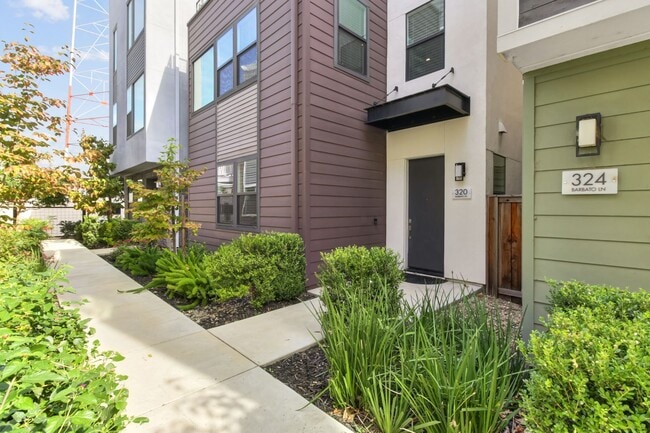 Building Photo - Move-In Special! Beautiful Alkali Flat Ren...