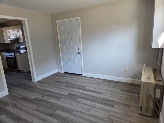 11 Elm St Unit B