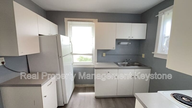 Photo - 217 Spencer Avenue