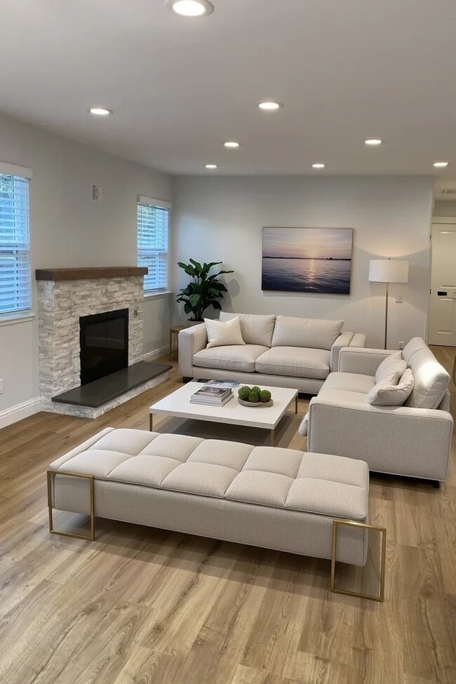 Photo - 1313 Lawton Ave Unit #A