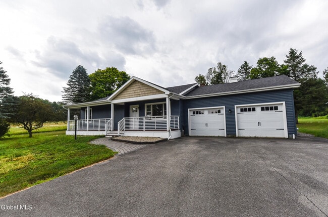 Photo - 434 Burgoyne Rd