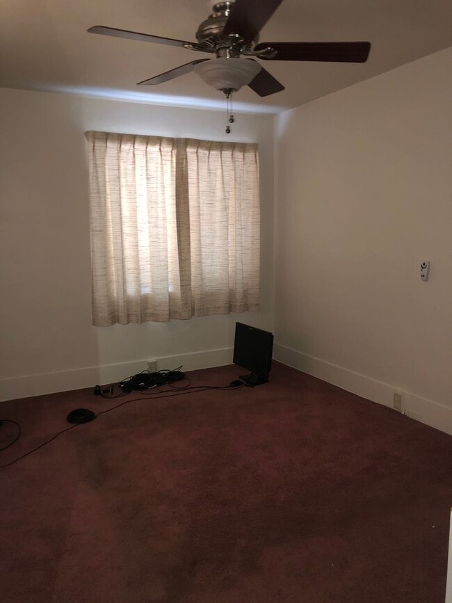 Photo - Unique 3 bed 1 bath home for Rent