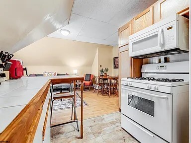 Photo - 313 Grand St Unit 3