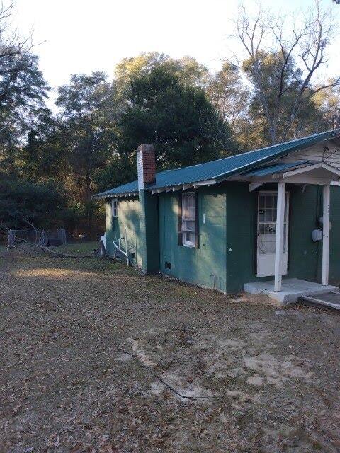 Photo - 409 Campbell St