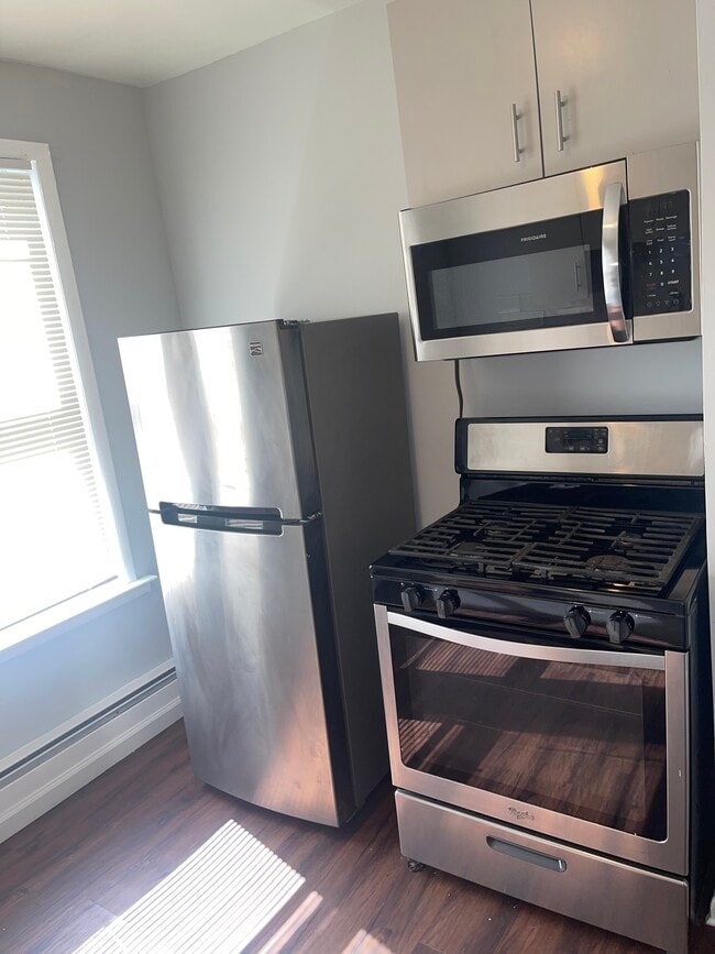 Photo - 3914 Maine Ave Unit 3rd Floor