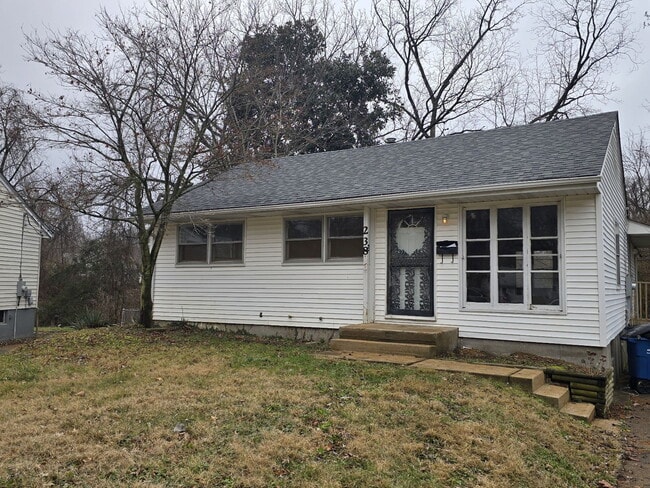 Building Photo - Charming 3-Bedroom Home Coming Soon in Sai...