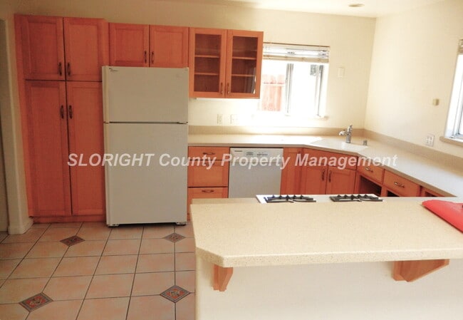 Photo - AVAILABLE JULY - Light and Airy Laguna Lake Home - 4 Bed / 2 Bath