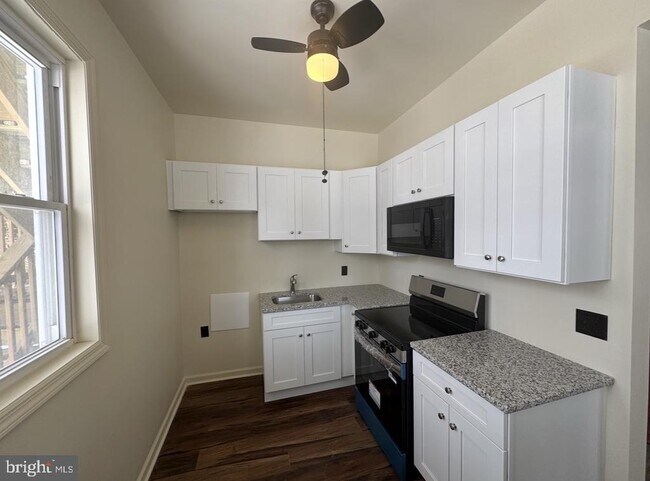 Photo - 126 Washington Ave