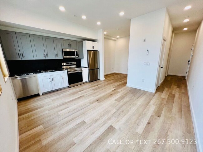 Photo - 1308 N Front St Unidad 2