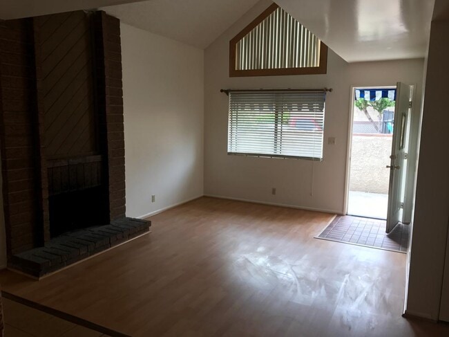 Living Room - 5339 Peck Rd Unit A