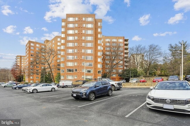 Photo - 4000 Tunlaw Rd NW Unidad 611