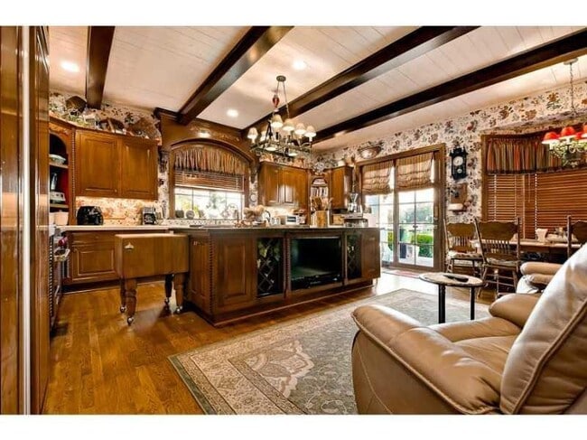 Photo - 1501 N Starr Dr