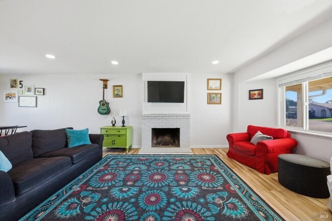 Photo - 1100 Merrill Ct