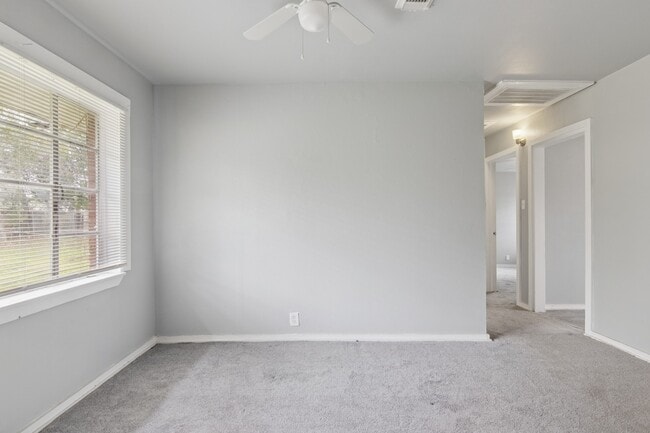 Photo - 9029 Homewood Ln