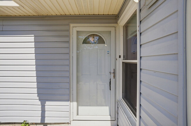 Photo - 3 BEDROOM RANCH HOME WITH GARAGE FOR RENT IN CENTRAL VIRGINIA BEACH!