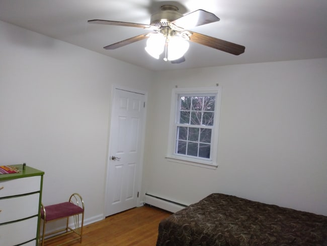 Photo - 386 W Valley Forge Rd