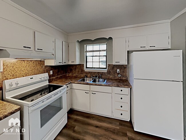 Photo - 813 Westfield Dr