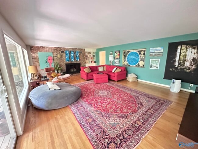 Photo - 2210 Briarcliff Rd SE