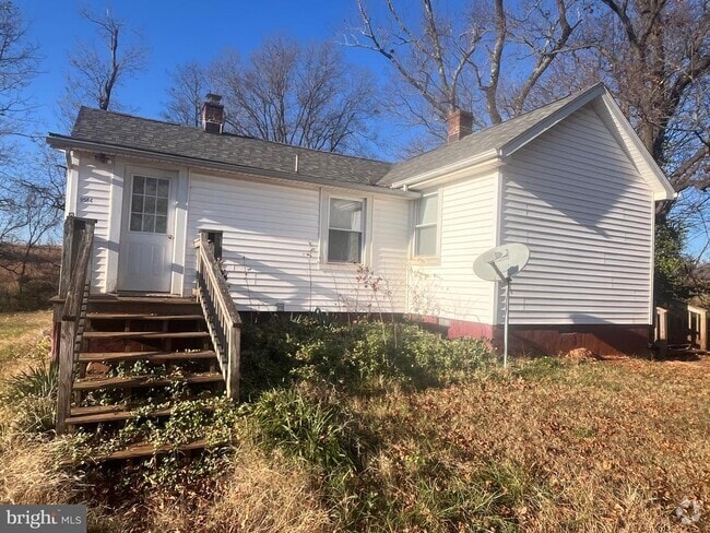 Building Photo - 9584 Mt Sharon Rd Rental