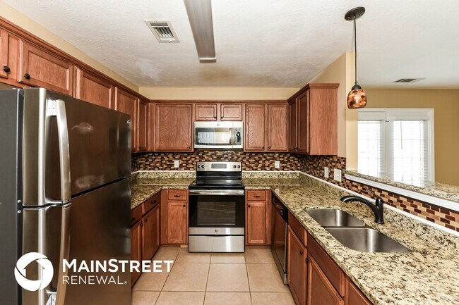 Photo - 144 Dreville Dr