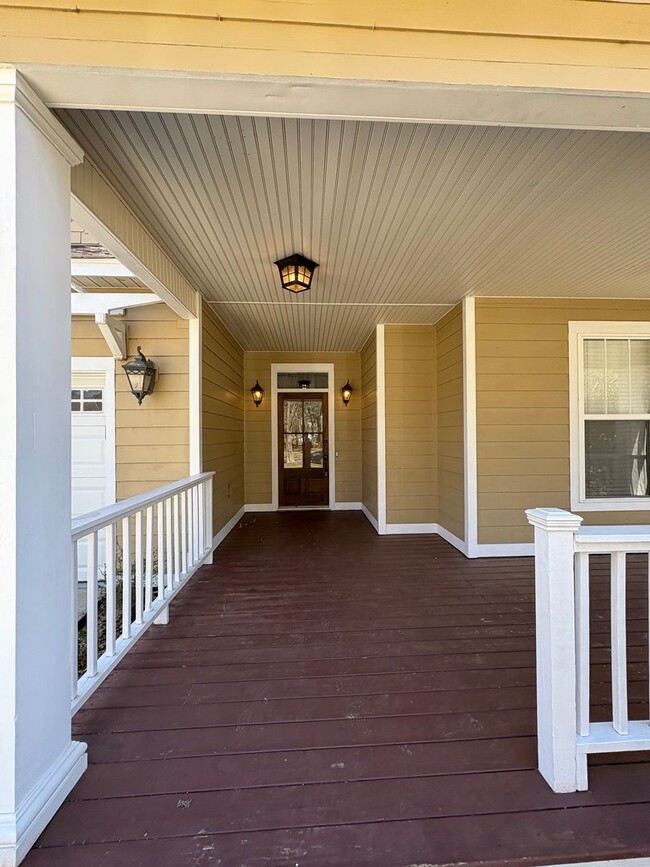 Photo - 540 Orchard Cir