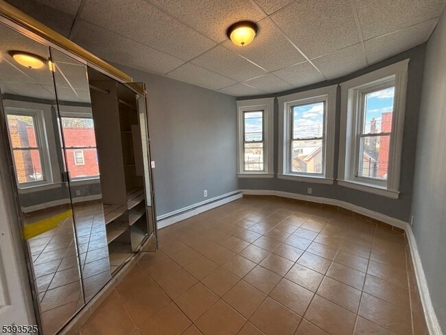 Photo - 514 E Jersey St