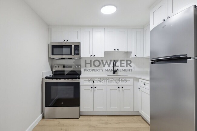 1019 Main St Unit F