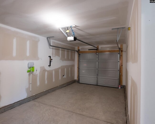 Photo - 239 Watkin Wy