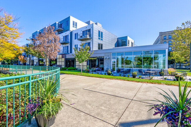 Building Photo - The Homes at River's Edge