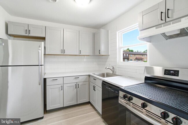 Photo - 1137 Kaye Ct