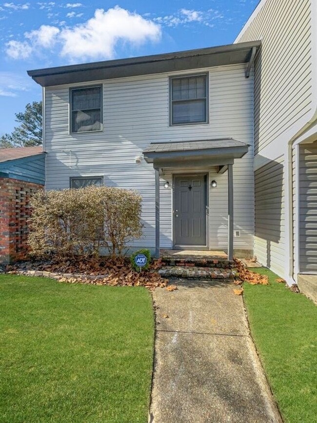 Building Photo - 3414 Kensington Ct