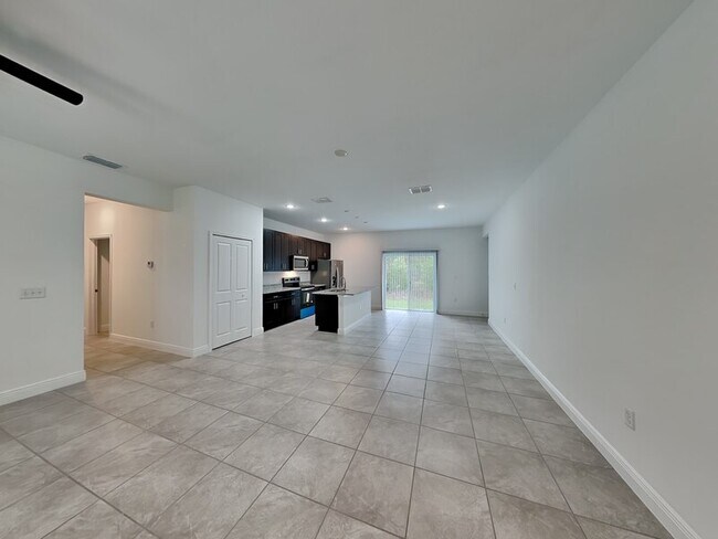 Photo - 10923 N Robert Dean Way