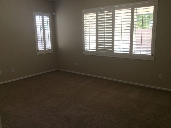 Photo - Beautiful 4 bedroom w/huge loft home with pool and spa