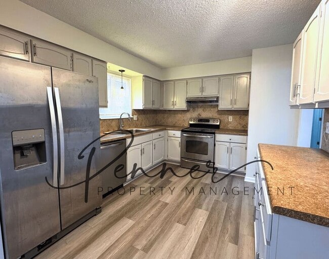 Photo - 101 SW Chicago St