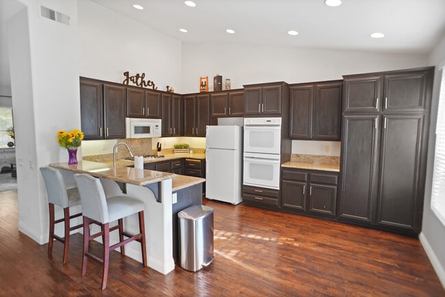 Photo - 29557 Mammoth Ln