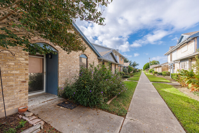 Photo - 7217 Sparkle Sea Dr Townhome