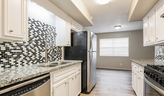 Photo - 500 Allison St