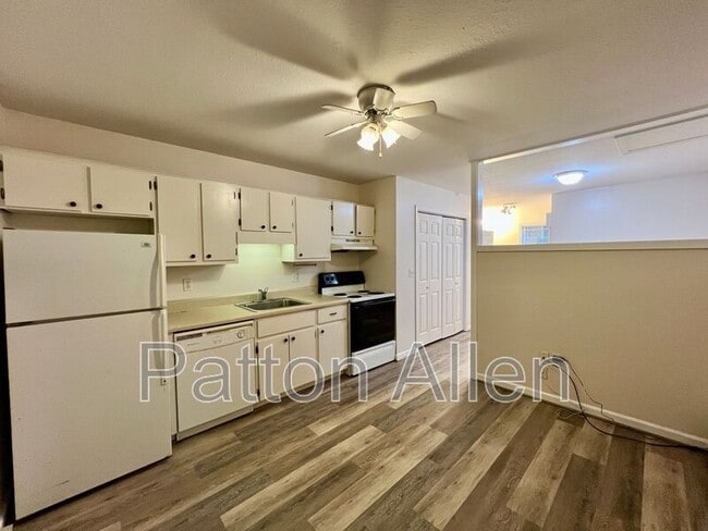 Photo - 183 Citadel Dr