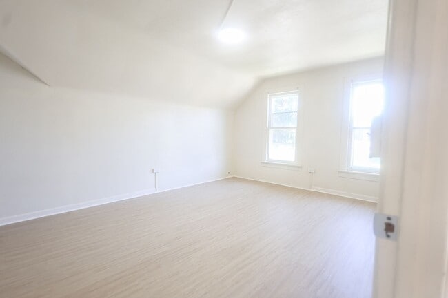 Photo - 3 bedroom 2 bathroom single family home | section 8 and EDEN welcomed