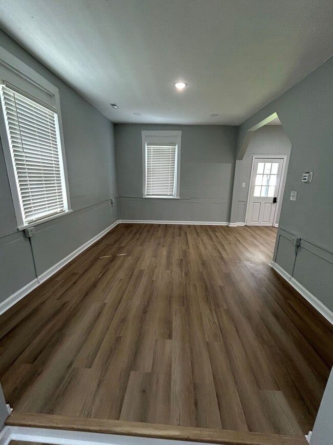 Photo - New low price – Apartment in Downtown Elkton