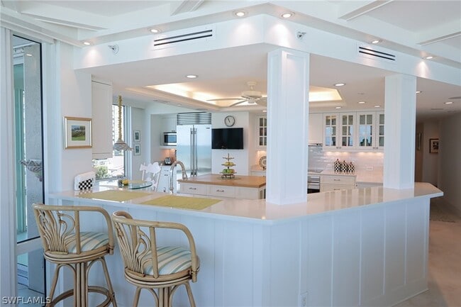 Photo - 4651 Gulf Shore Blvd N Unidad 504