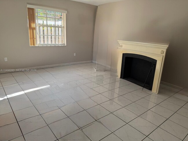 Photo - 2912 SW 38th Ct Unit 2912